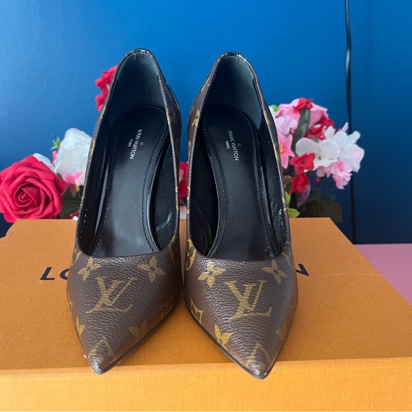 Louis Vuitton size 38 - Picture 4 of 12